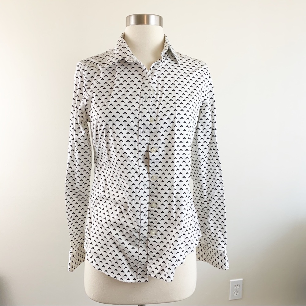 Banana Republic Fitted Non Iron Blouse